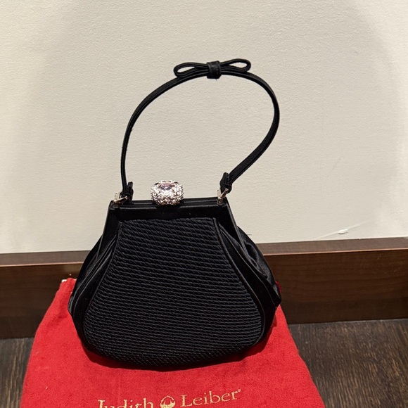 Judith Leiber Black Textured Clutch - Picture 8 of 16